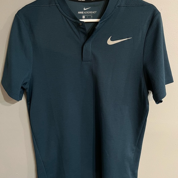 Nike | Shirts | Nike Golf Aeroreact 